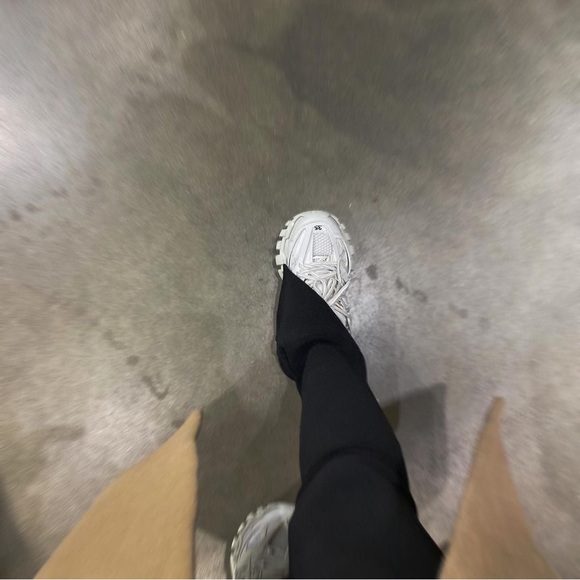 Balenciaga Track Sneakers White - Picture 1 of 9